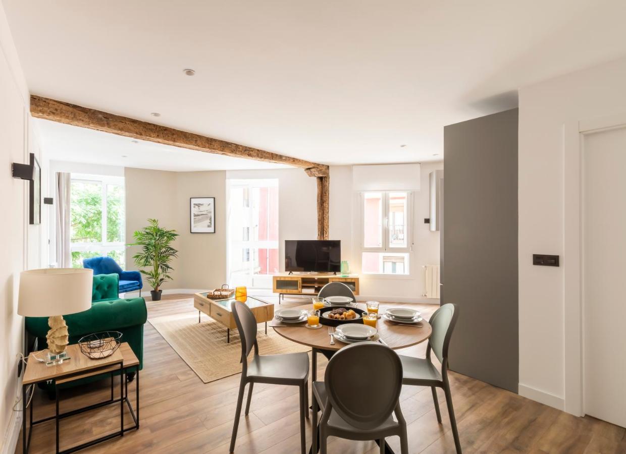Vivienda Turistica Plaza De Tres Pilares Appartement Bilbao